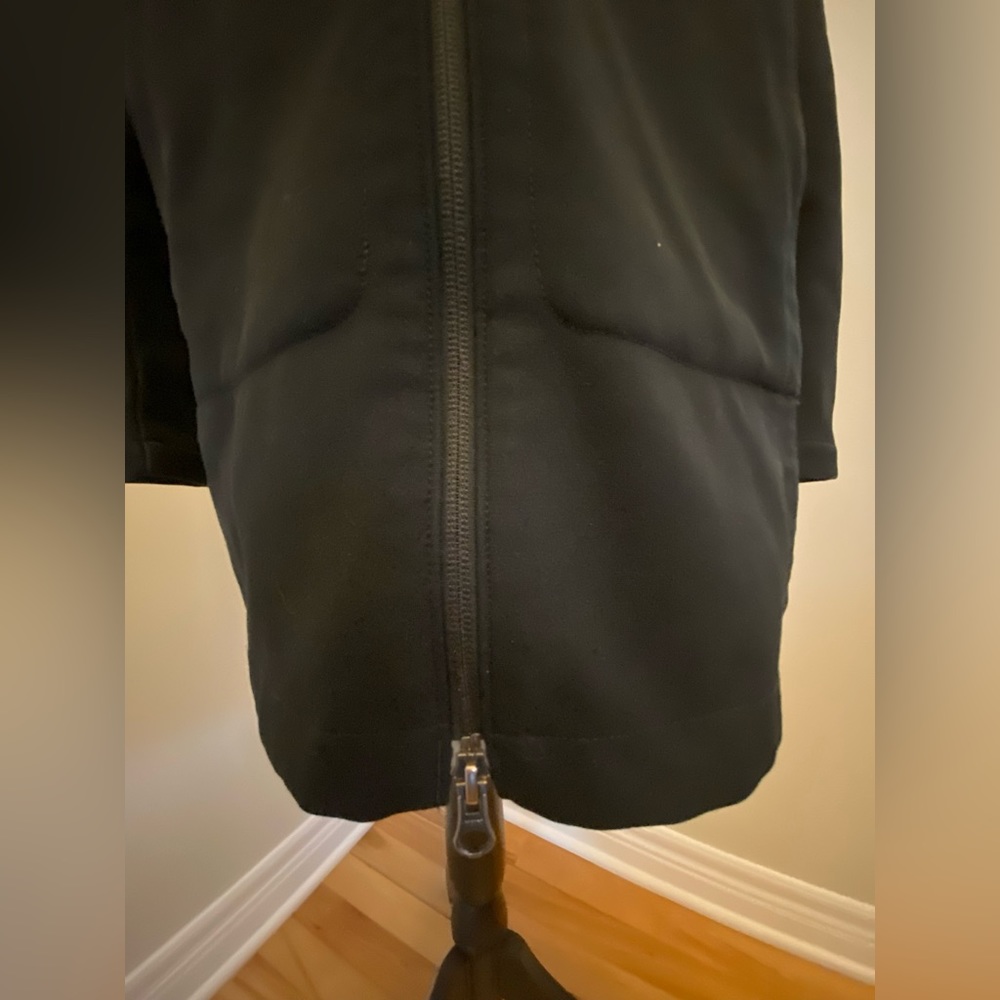 Columbia Jacket perfect for Spring & Fall! - Picture 6 of 7